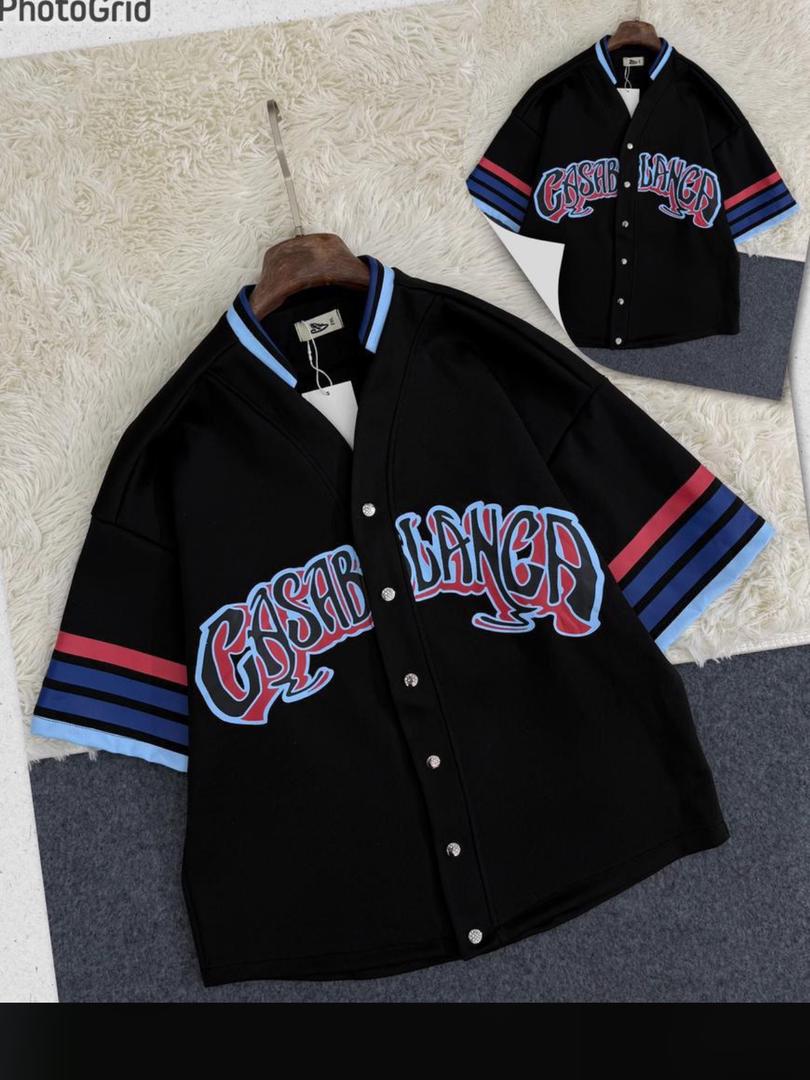 Minimal leather sneakers